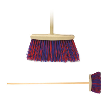 NYLON BRISTLE BROOM 136cm