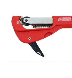 PIPE CUTTER w/ DEBURRER 3-32mm