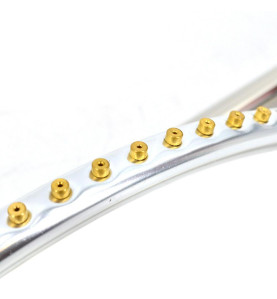 OSCILLATING SPRINKLER w/ 17 BRASS NOZZLE