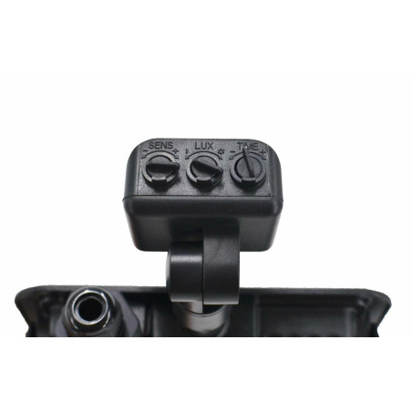 SLIM LED PIR FLOODLIGHT 10W 950LM