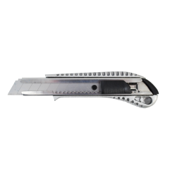 NOŻYK DO TAPET 18mm / SK5 OBUDOWA METALOWA