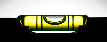 Trzymamy poziom – czyli słów kilka o wyborze poziomicy